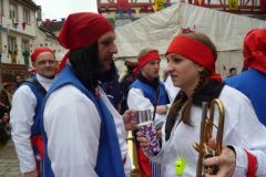 img_1393763144_621